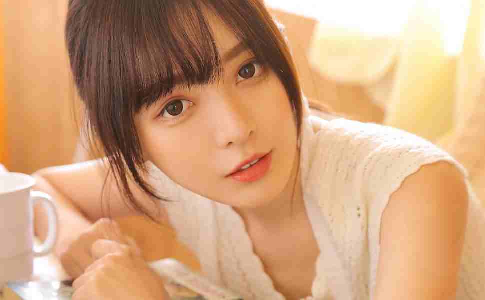 西瓜从六楼扔下竟完好无损，雷军说的“防弹涂层”到底是什么？